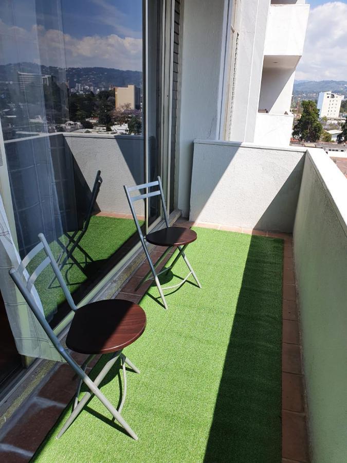 Apartamento Avenida Reforma Ciudad De Guatemala Dış mekan fotoğraf